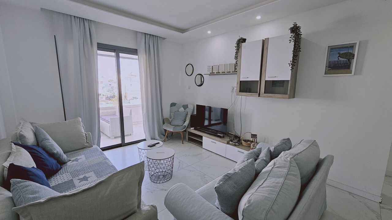 Photo of Livingroom in Larnaca City Centre