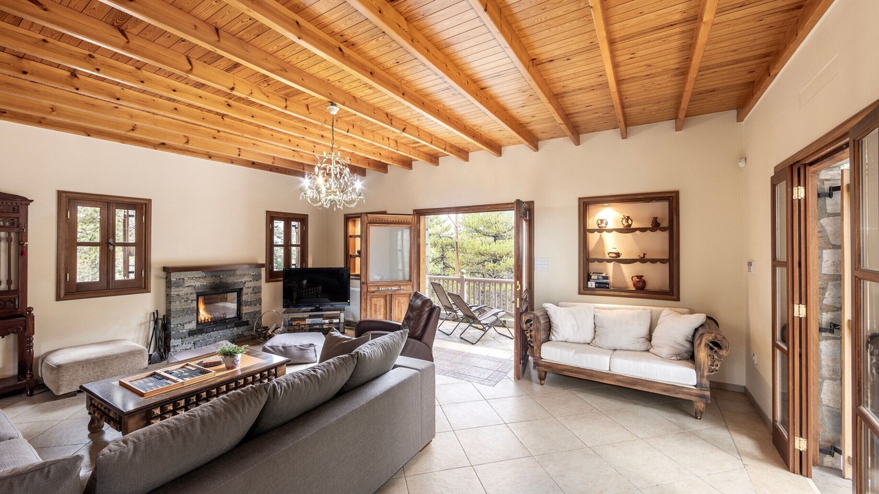 Photo of Livingroom in Pedhoulas