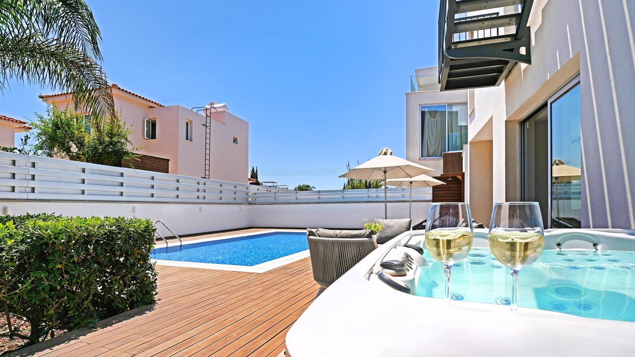 Photo of Patio Balcony in Paralimni