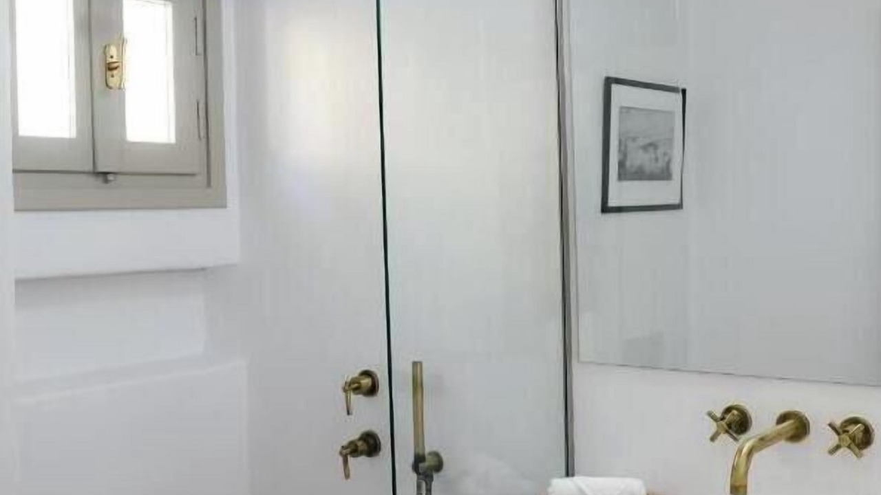 Photo of Bathroom in Tinos