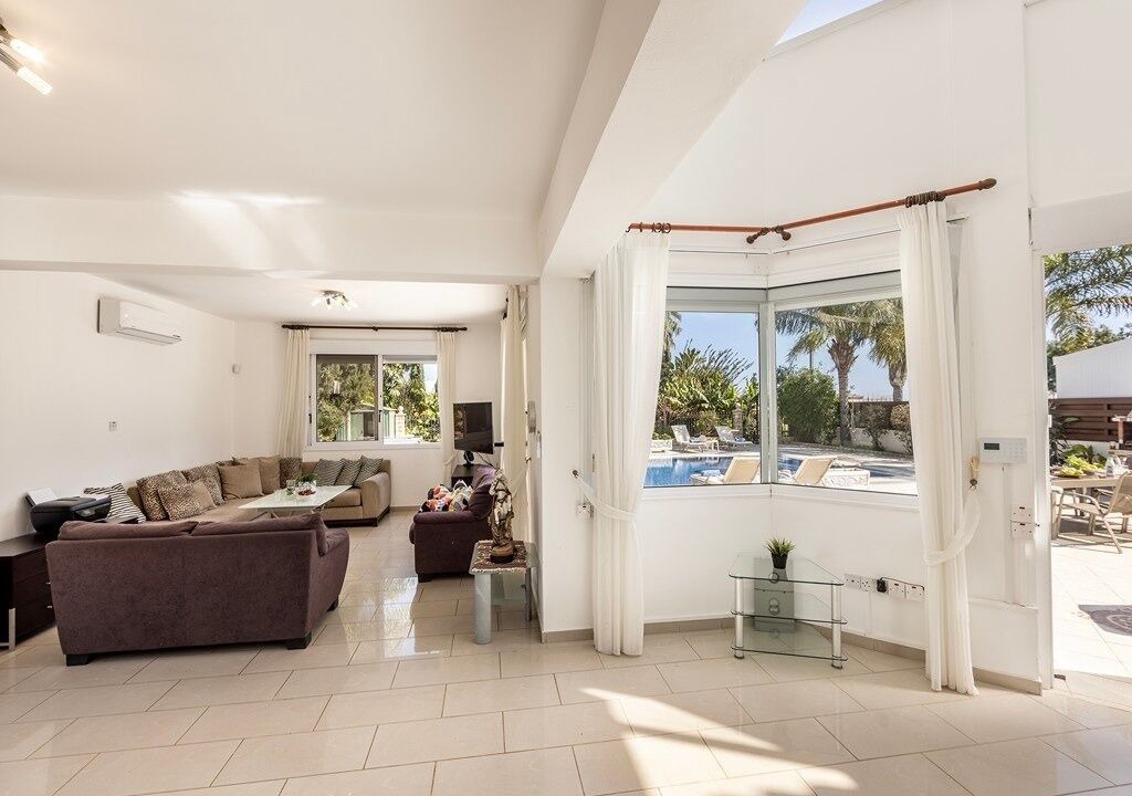 Photo of Livingroom in Pernera