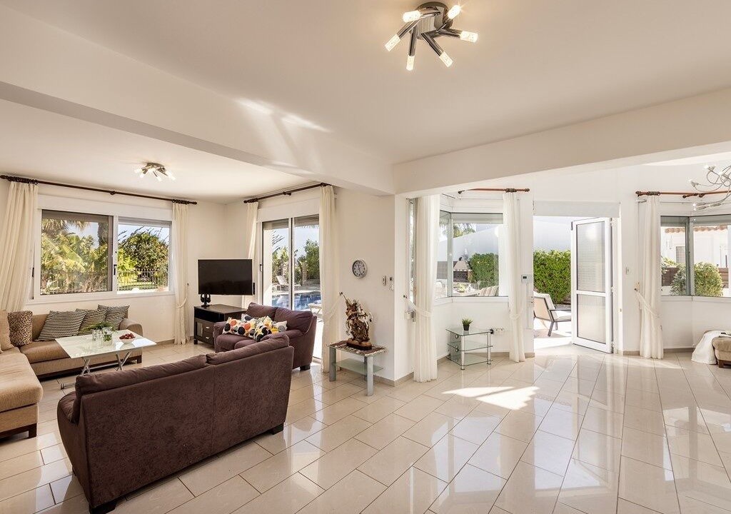 Photo of Livingroom in Pernera