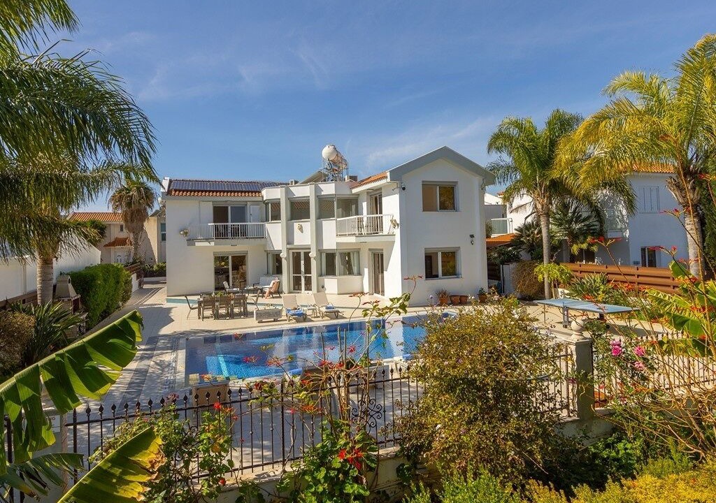 Photo of Outdoor in Pernera