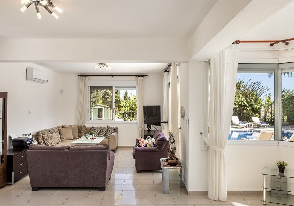 Photo of Livingroom in Pernera
