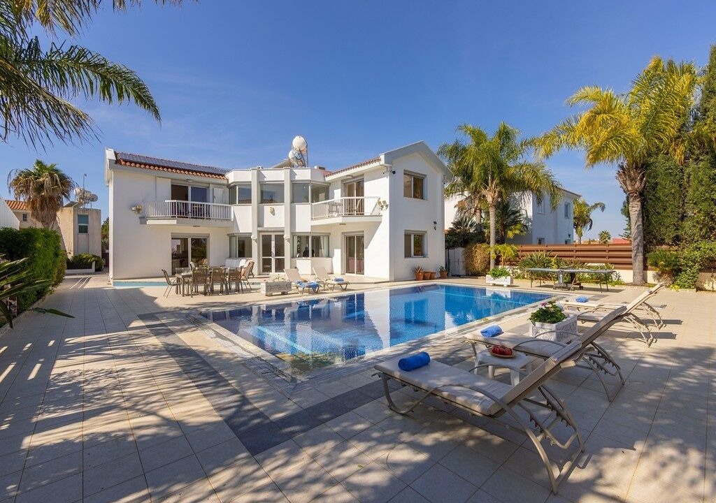 Photo of Outdoor in Pernera