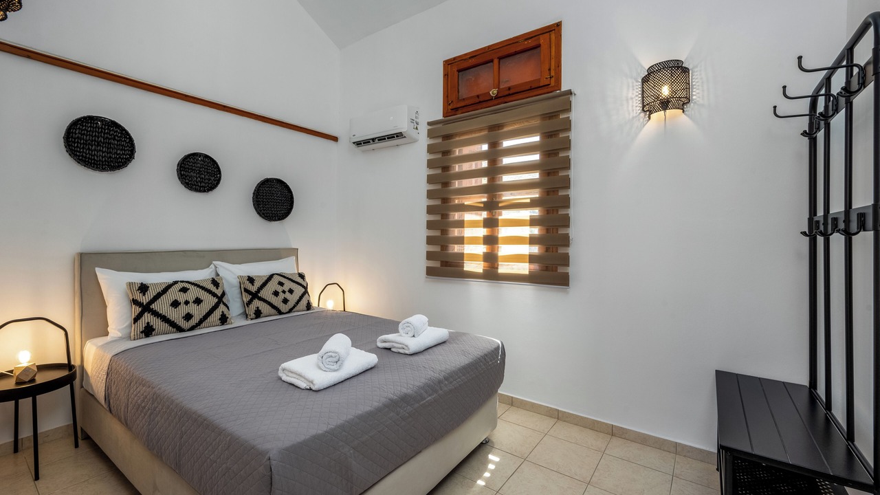 Photo of Bedroom in Symi