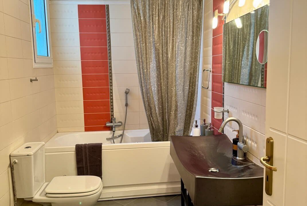 Photo of Bathroom in Loutraki