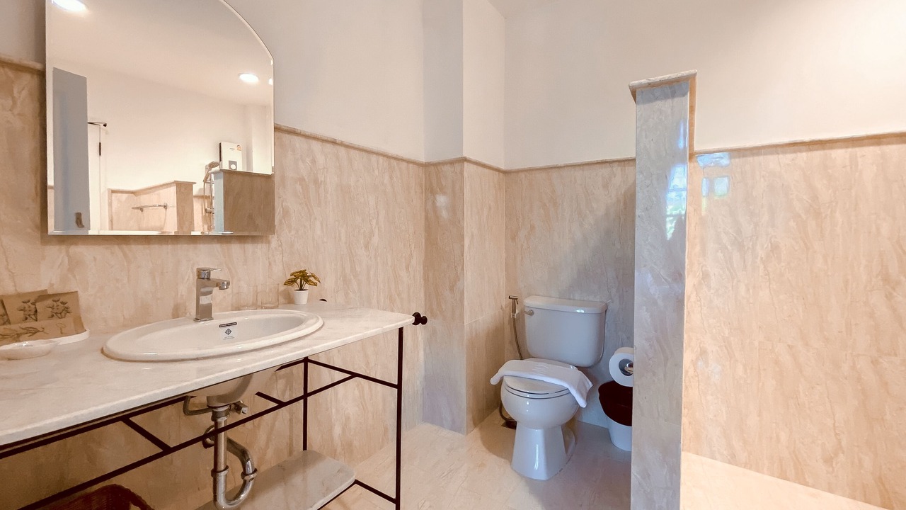 Photo of Bathroom in Pong Ta Long