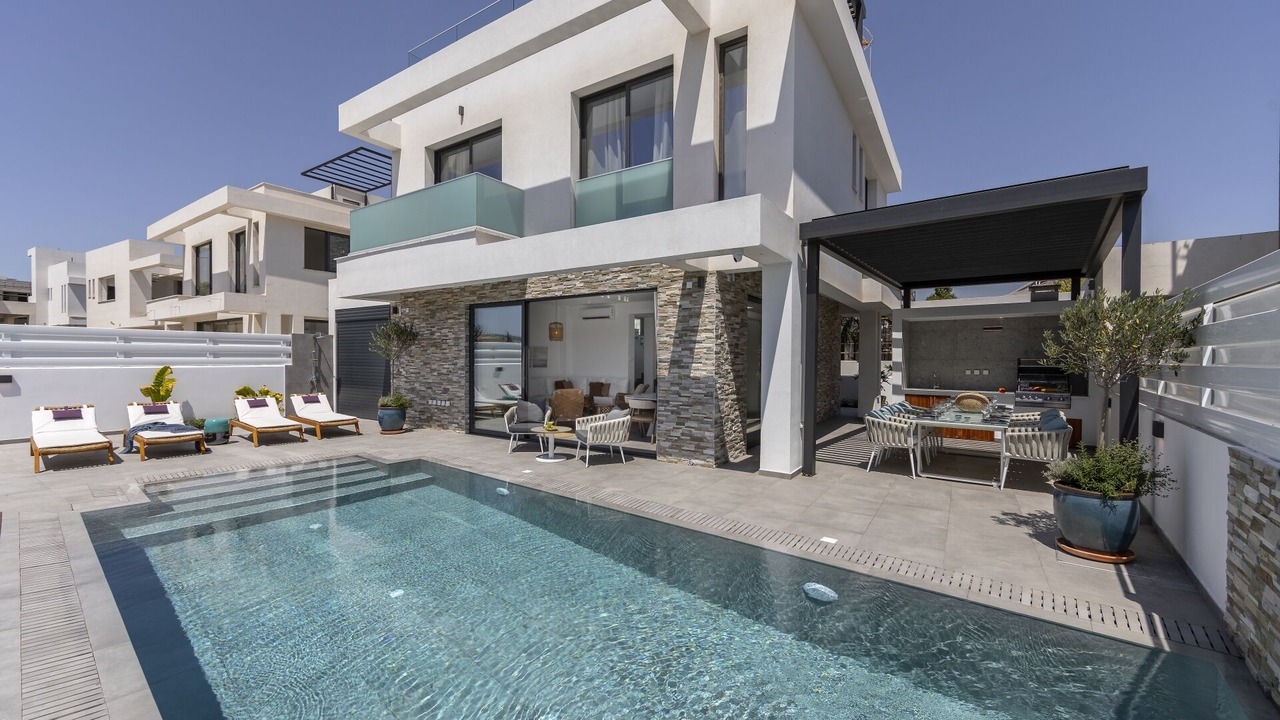 Photo of Outdoor in Pernera