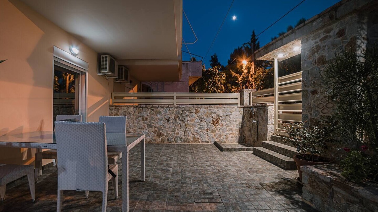 Photo of Patio Balcony in Tolo