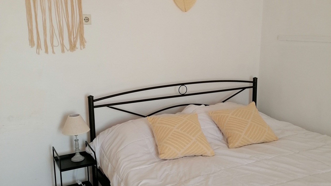 Photo of Bedroom in Armenistis