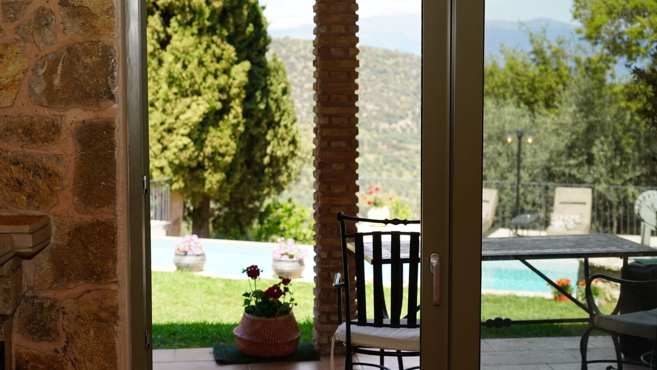 Photo of Others in Aigio