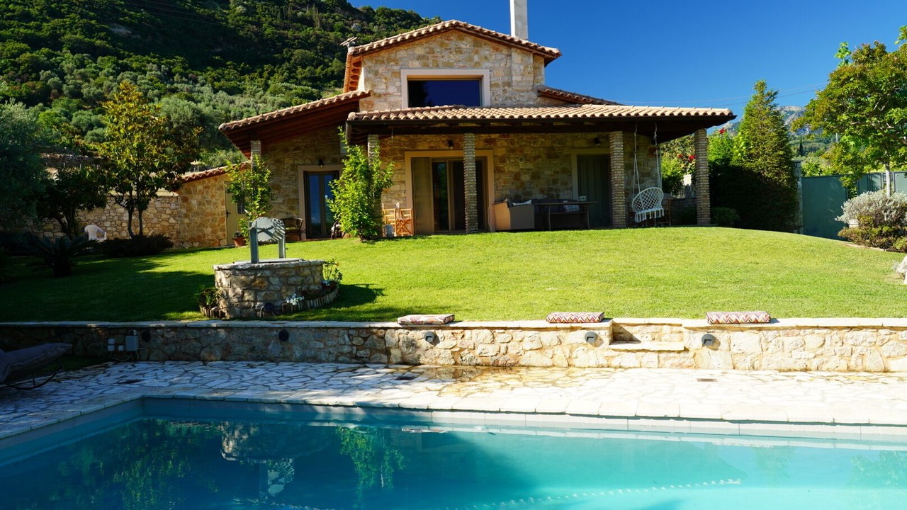 Photo of Outdoor in Aigio