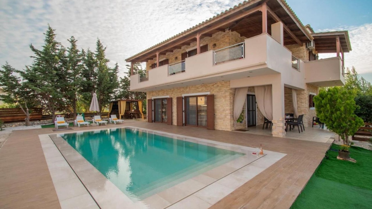 Photo of Outdoor in Agrilia