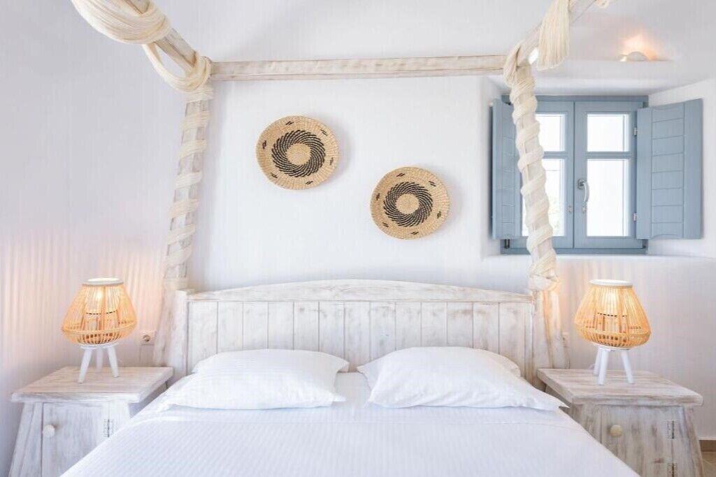 Photo of Bedroom in Drios