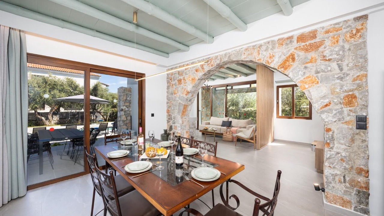 Photo of Livingroom in Tavronitis