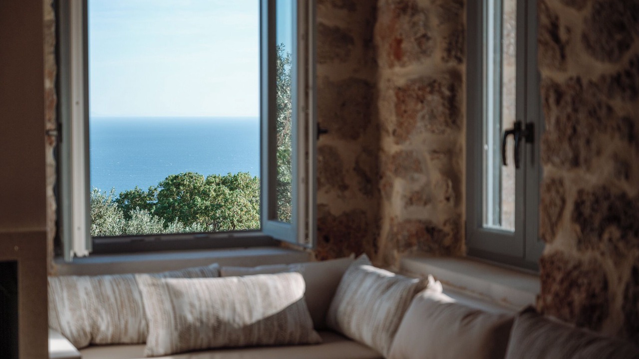 Photo of Livingroom in Loutsa
