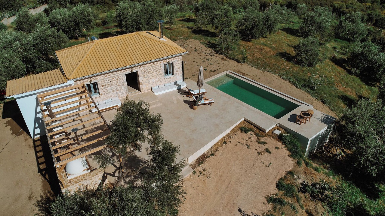 Photo of Outdoor in Loutsa