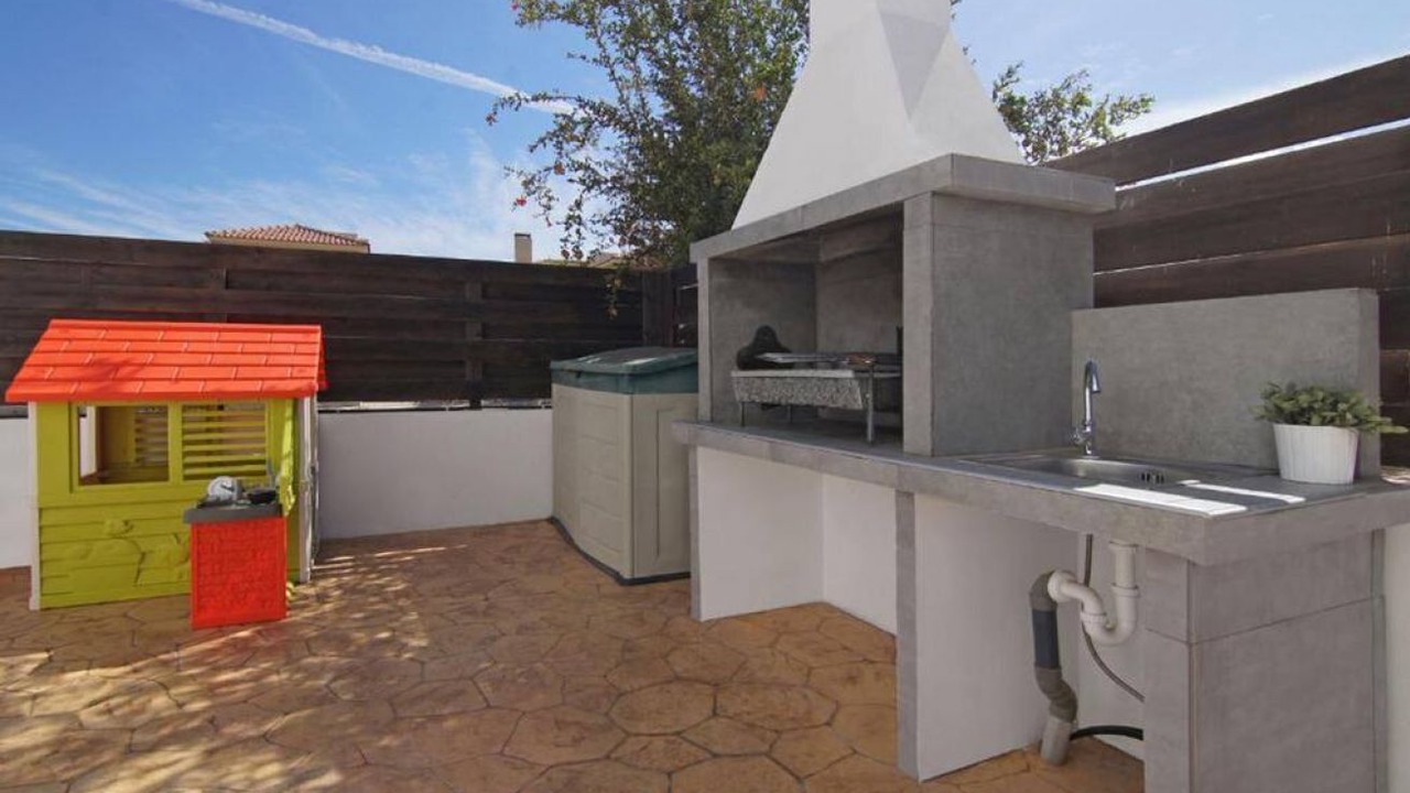 Photo of Patio Balcony in Pernera