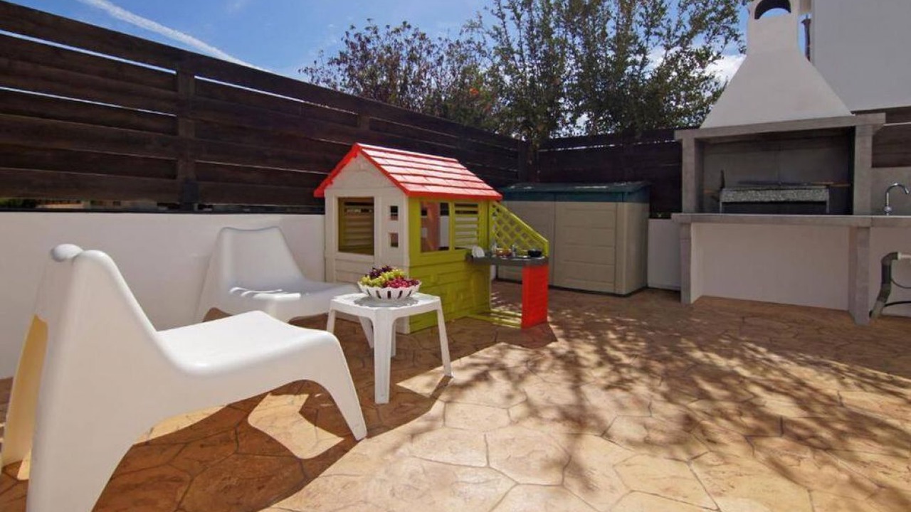 Photo of Patio Balcony in Pernera