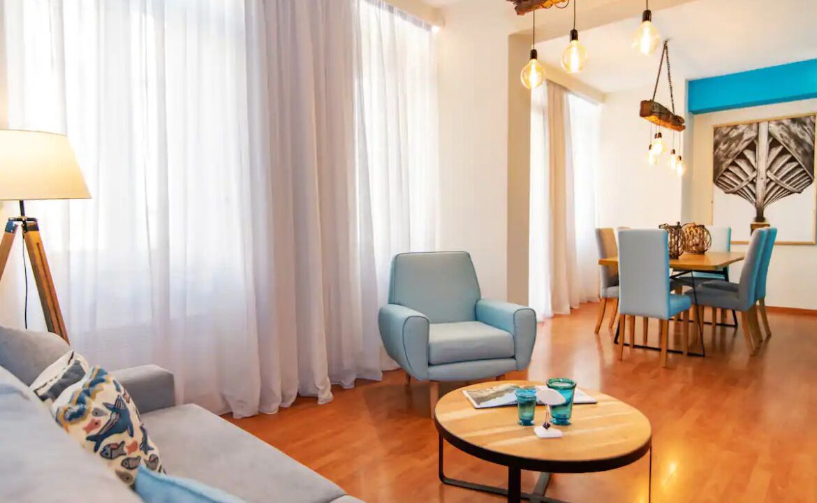 Photo of Livingroom in Tinos Town