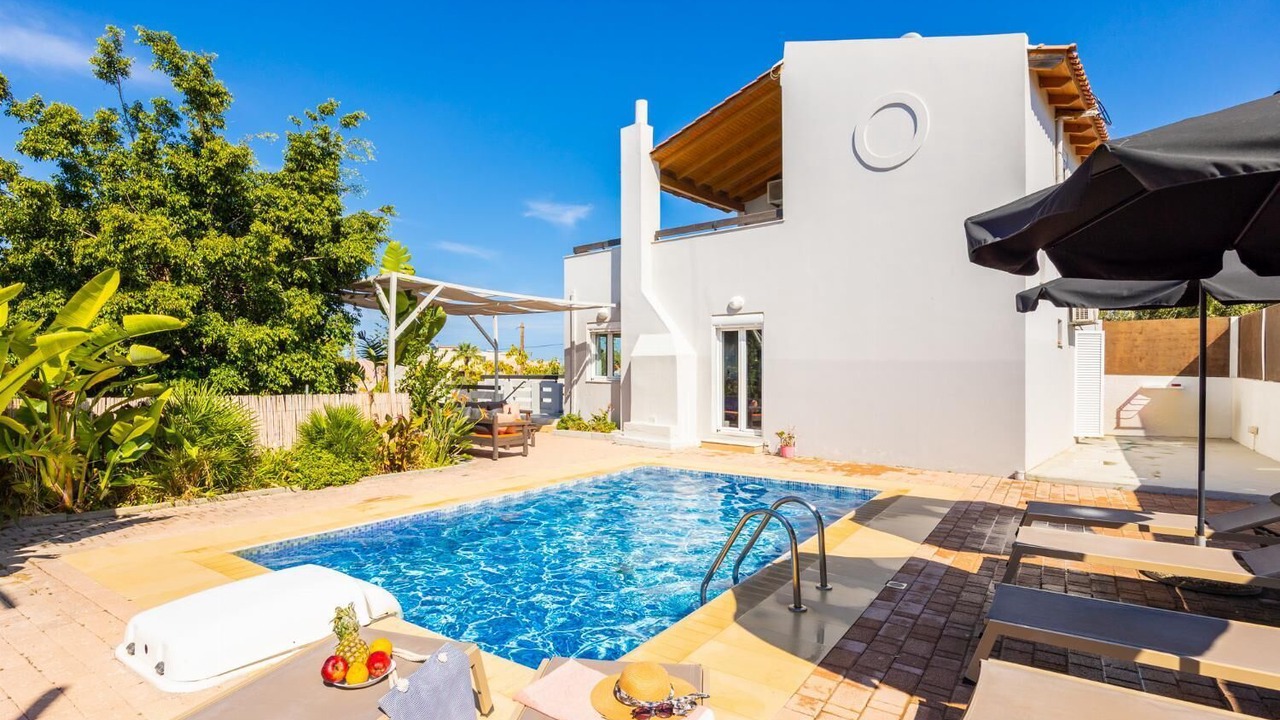 Photo of Outdoor in Adelianos Kampos