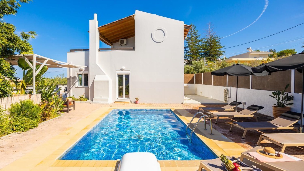 Photo of Outdoor in Adelianos Kampos