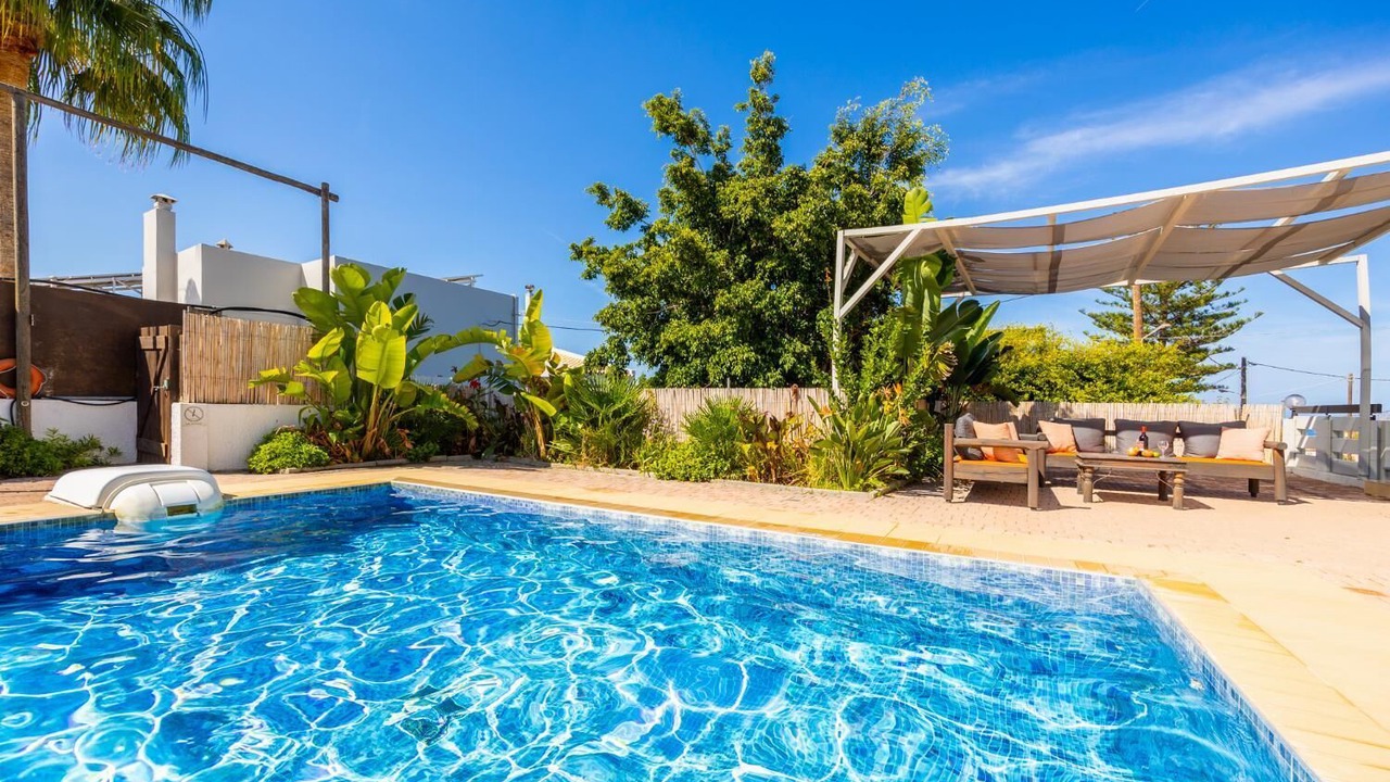 Photo of Outdoor in Adelianos Kampos