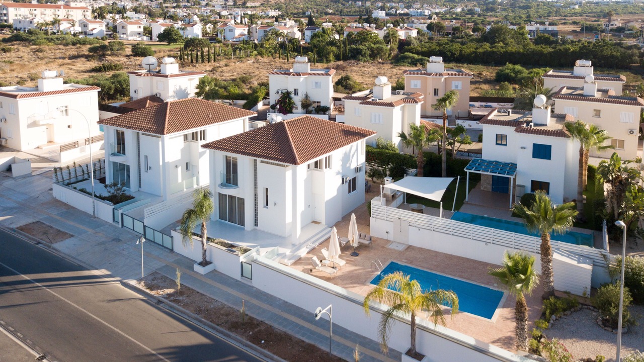 Photo of Outdoor in Pernera