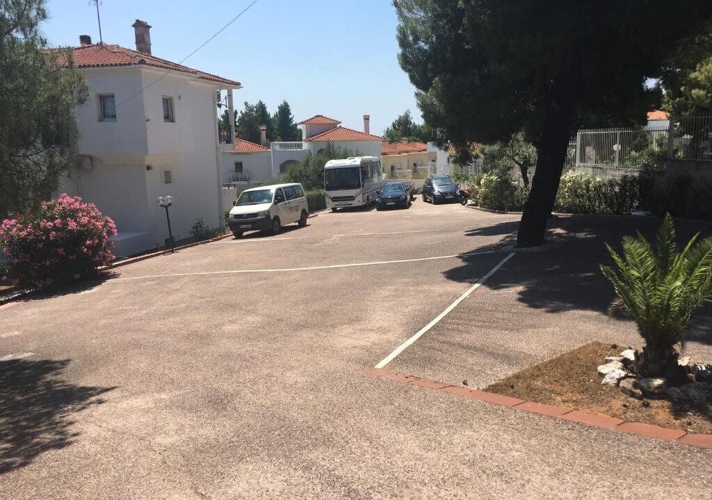 Photo of Outdoor in Metamorfosi