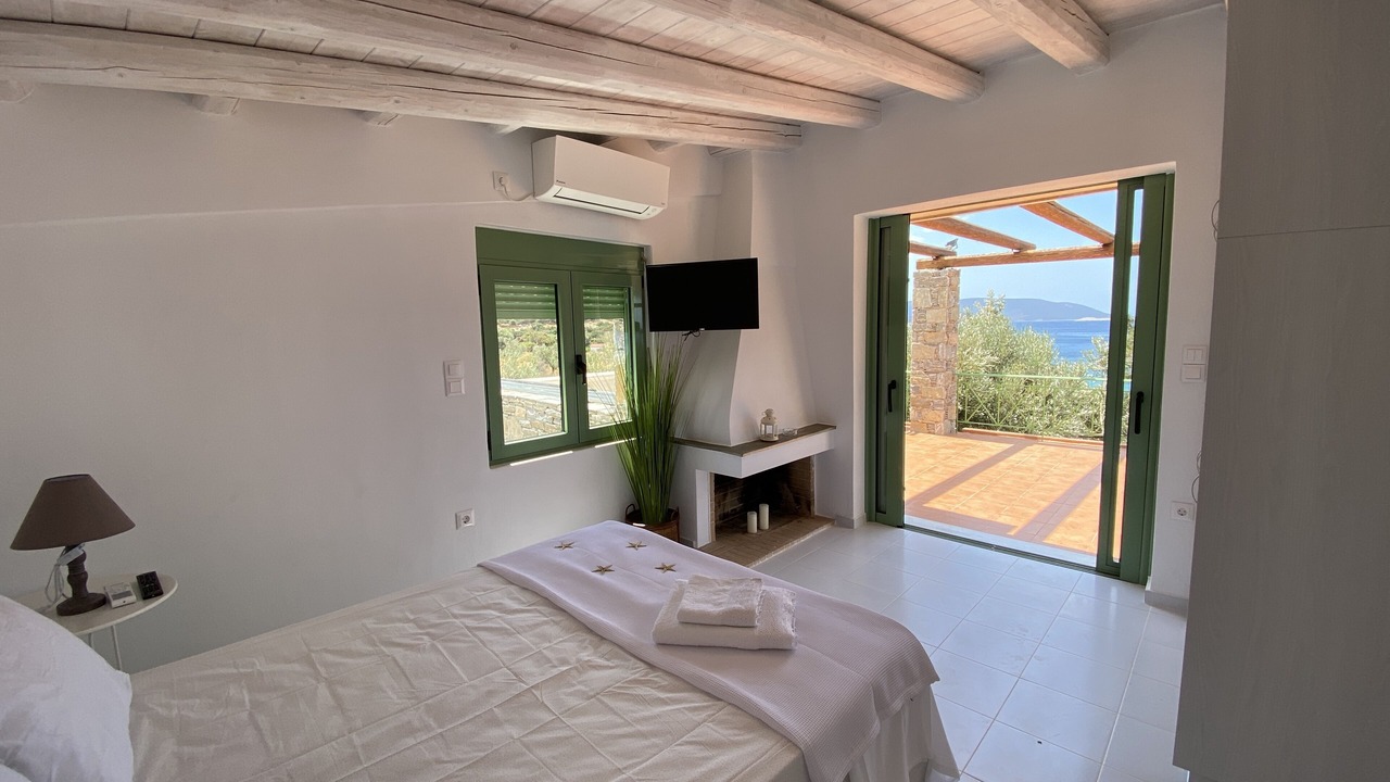 Photo of Bedroom in Karystos