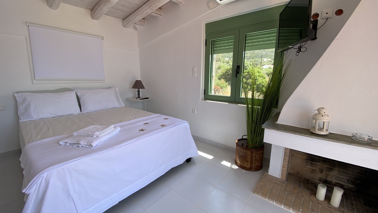 Photo of Bedroom in Karystos