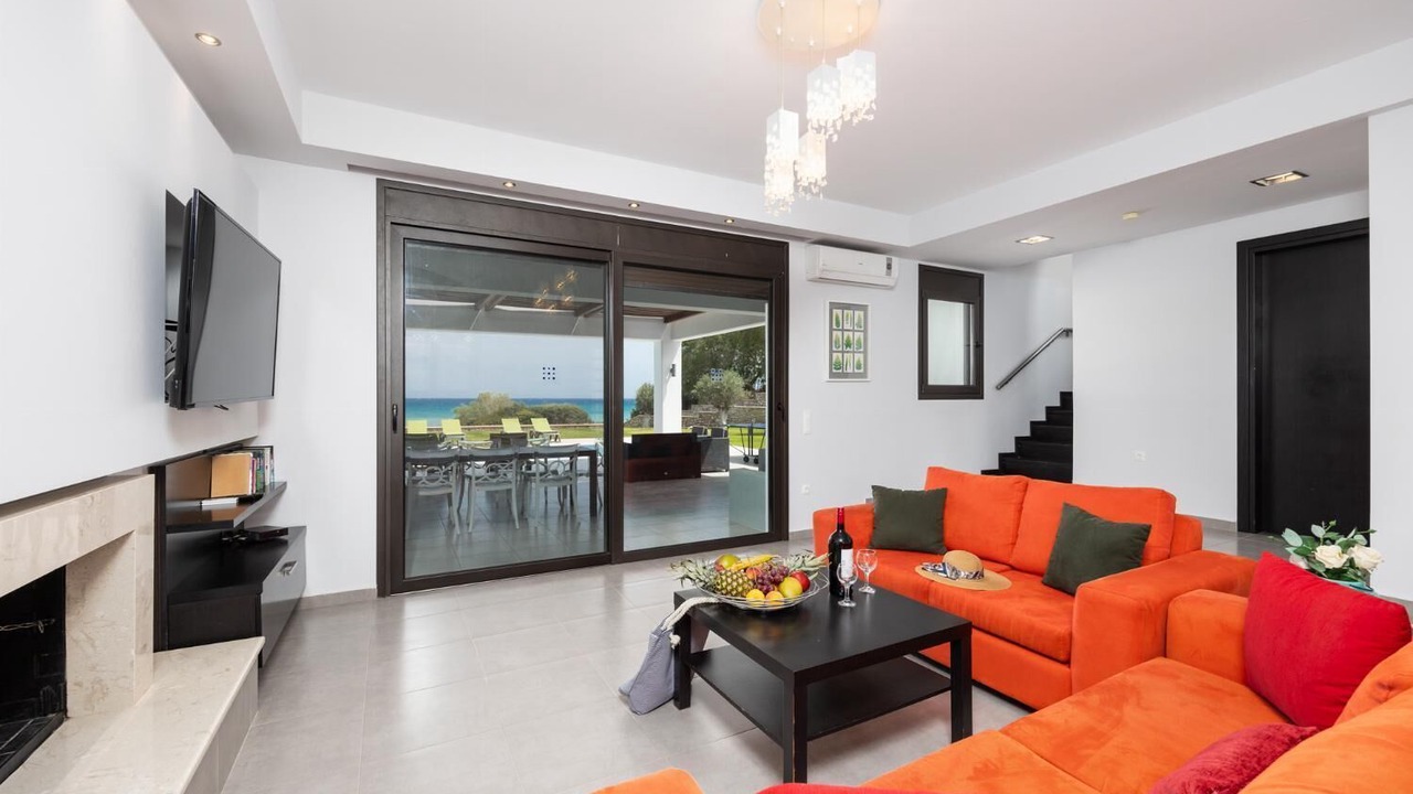 Photo of Livingroom in Lahania