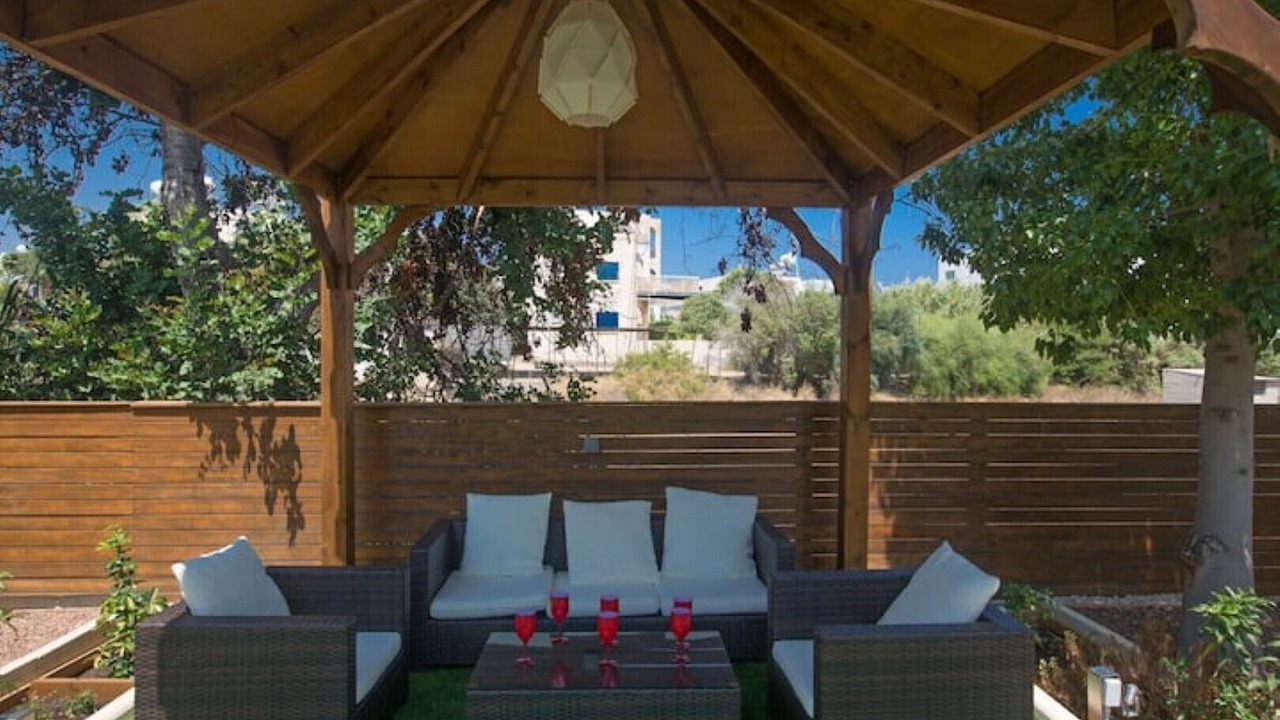 Photo of Patio Balcony in Pernera