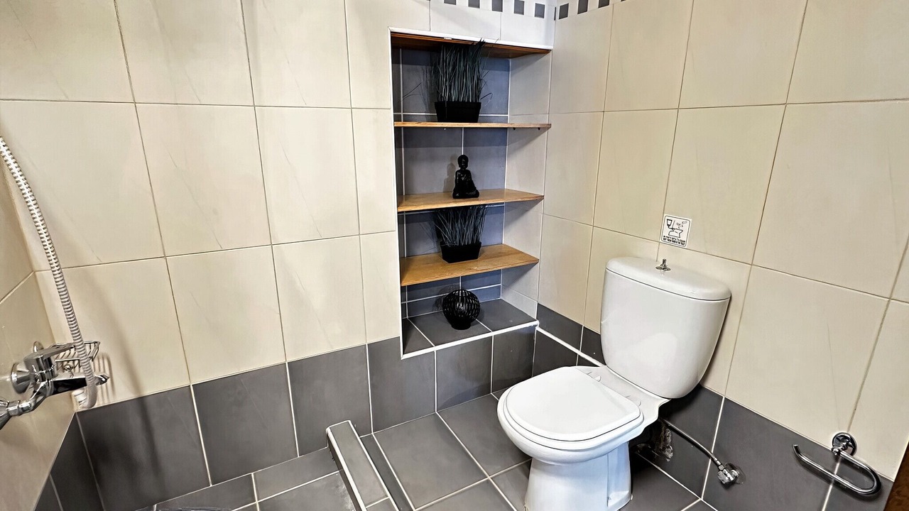 Photo of Bathroom in Pigouniana