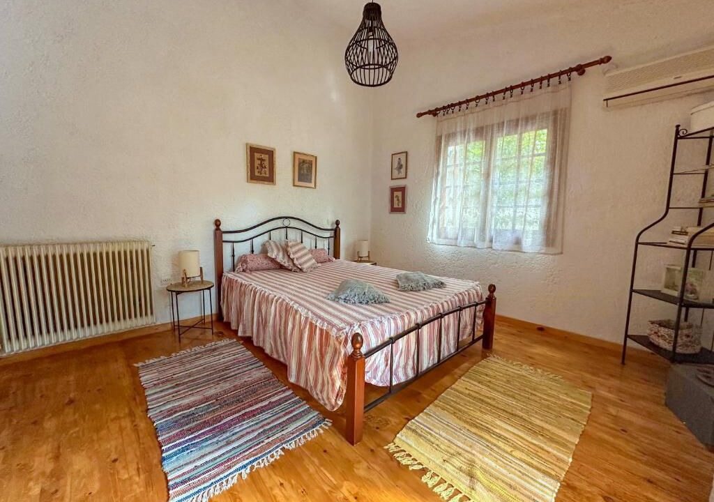 Photo of Bedroom in Aigialeia