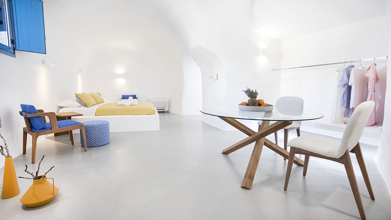 Photo of Bedroom in Fira