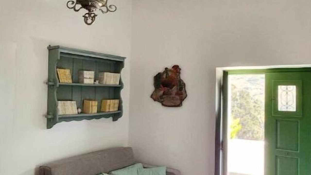 Photo of Livingroom in Paleopolis