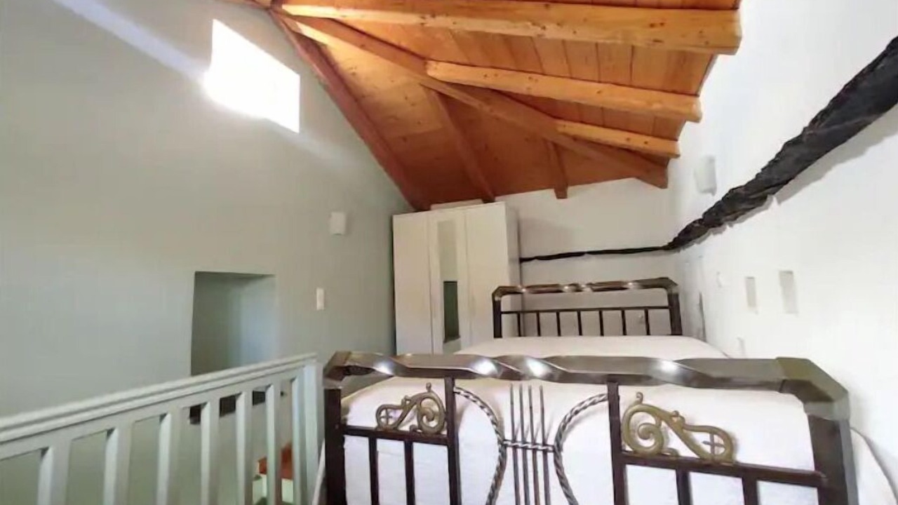Photo of Bedroom in Paleopolis