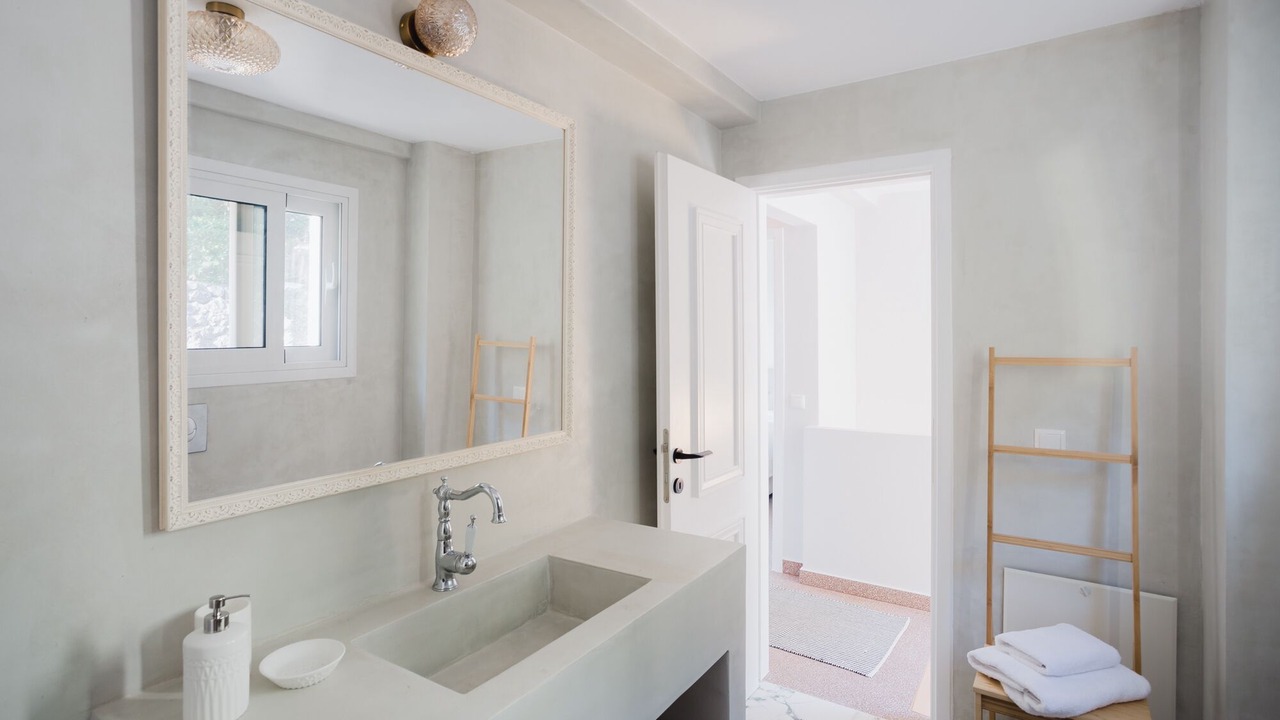 Photo of Bathroom in Agios Ioannis