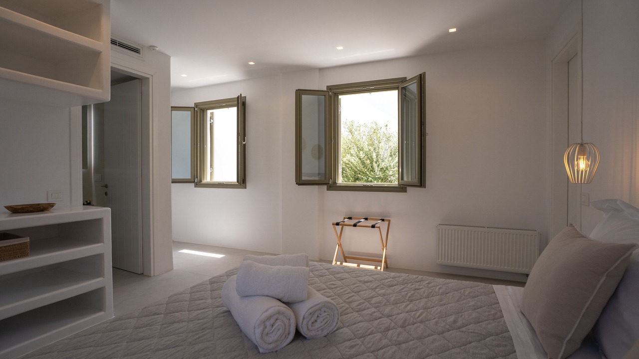 Photo of Bedroom in Drios