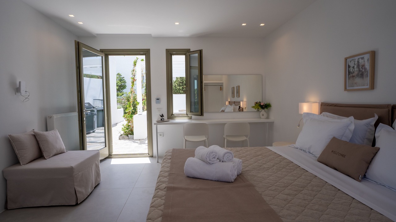 Photo of Bedroom in Drios