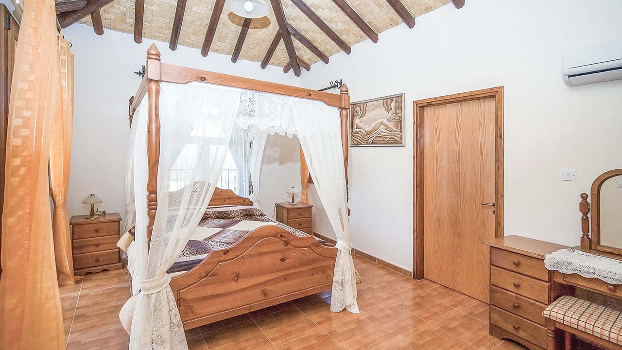 Photo of Bedroom in Argaka