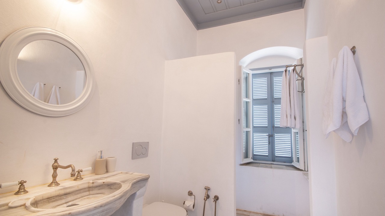 Photo of Bathroom in Symi