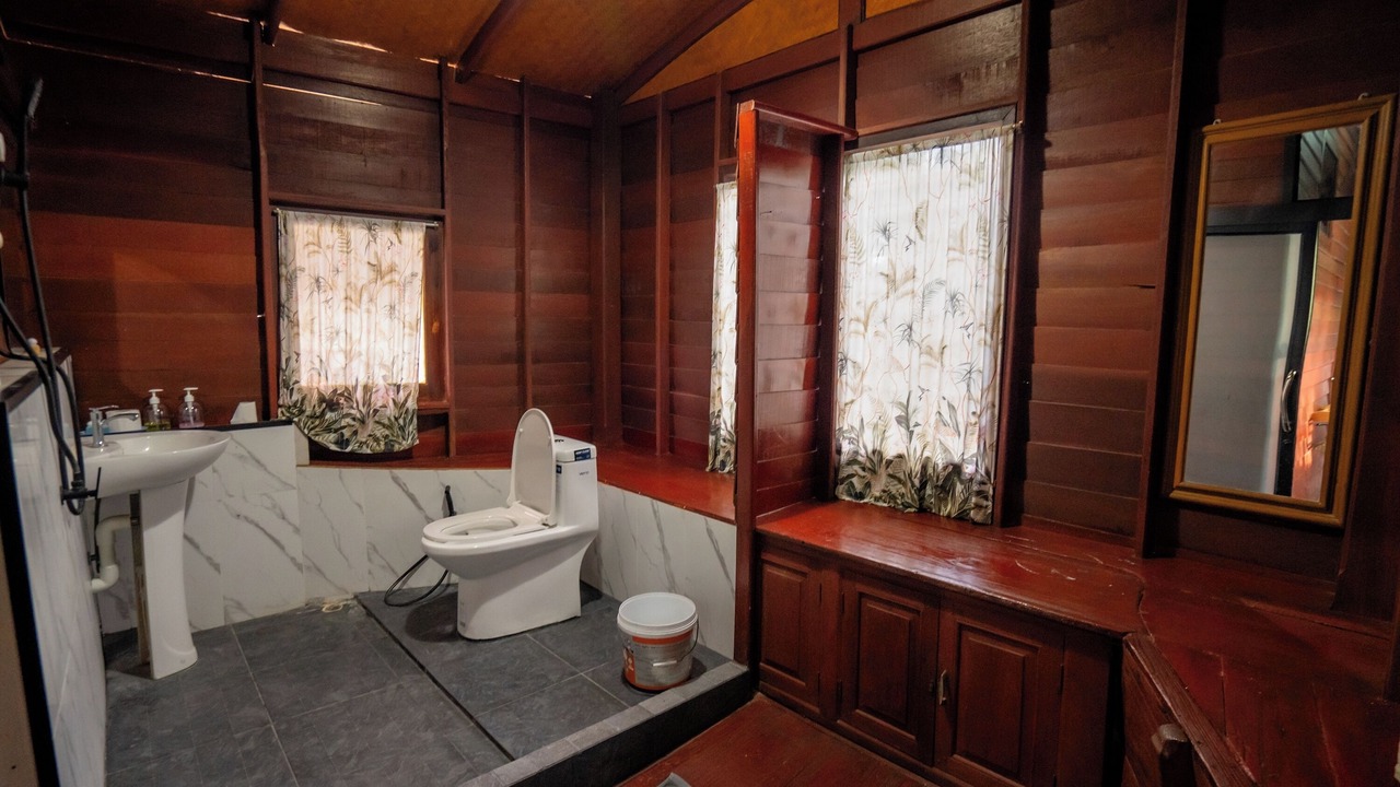 Photo of Bathroom in Sam Phran