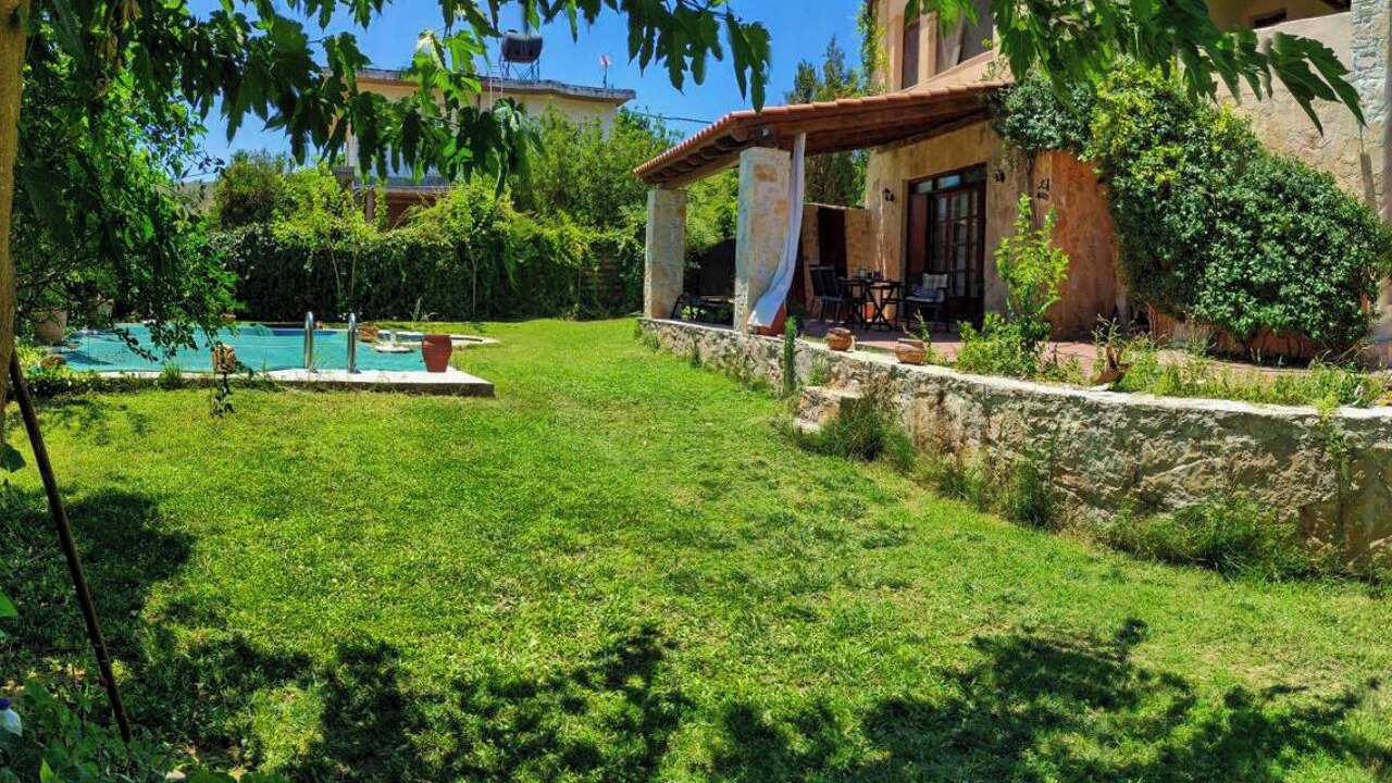 Photo of Outdoor in Skines