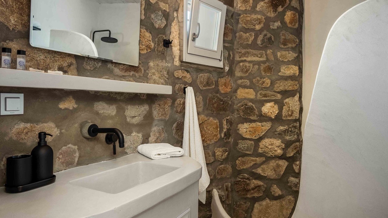 Photo of Bathroom in Serifos