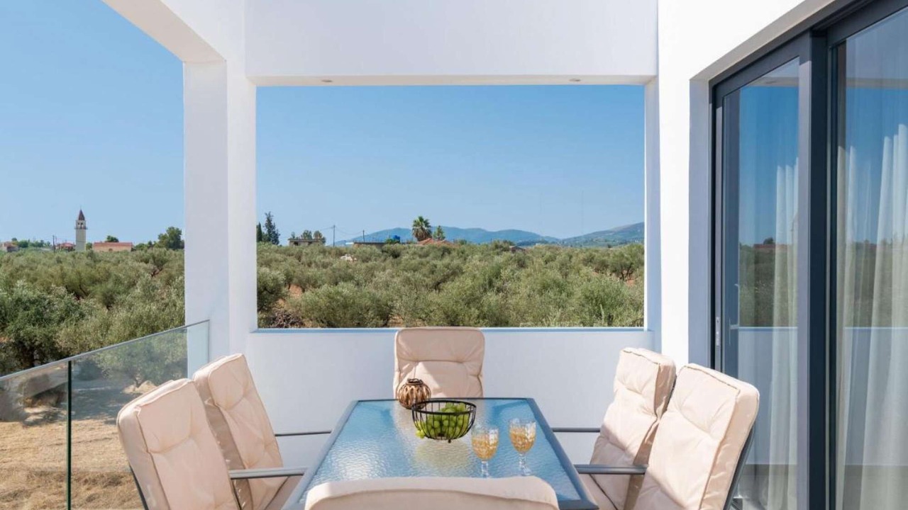 Photo of Patio Balcony in Kalpaki