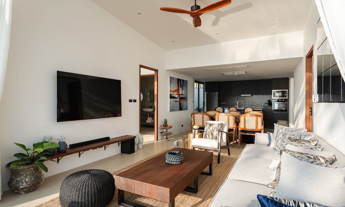Photo of Livingroom in Ang Thong