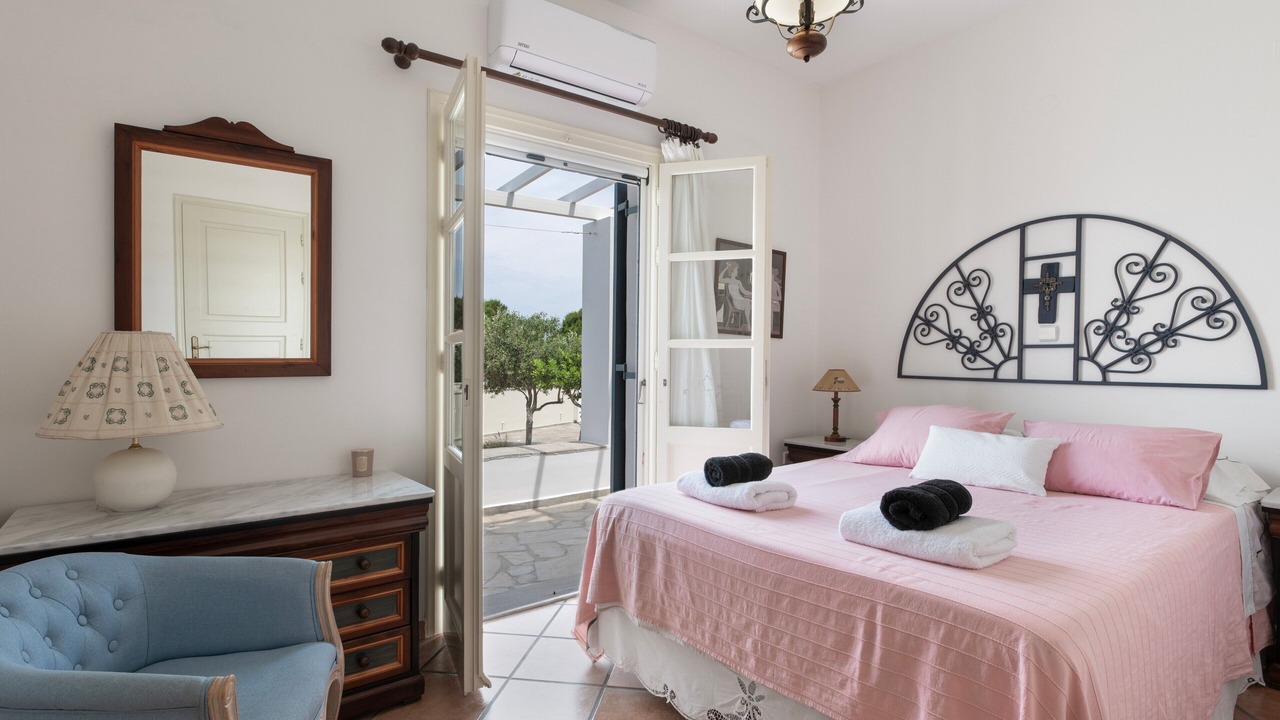 Photo of Bedroom in Posidonia